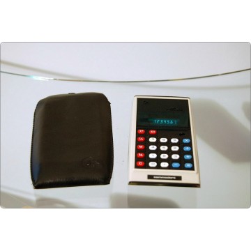 Calcolatrice Elettronica a LED Commodore, Mod. GL-979D, Japan 1975