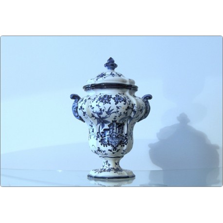 FAENZA Majolica Potiche - 19th century - White / Blue